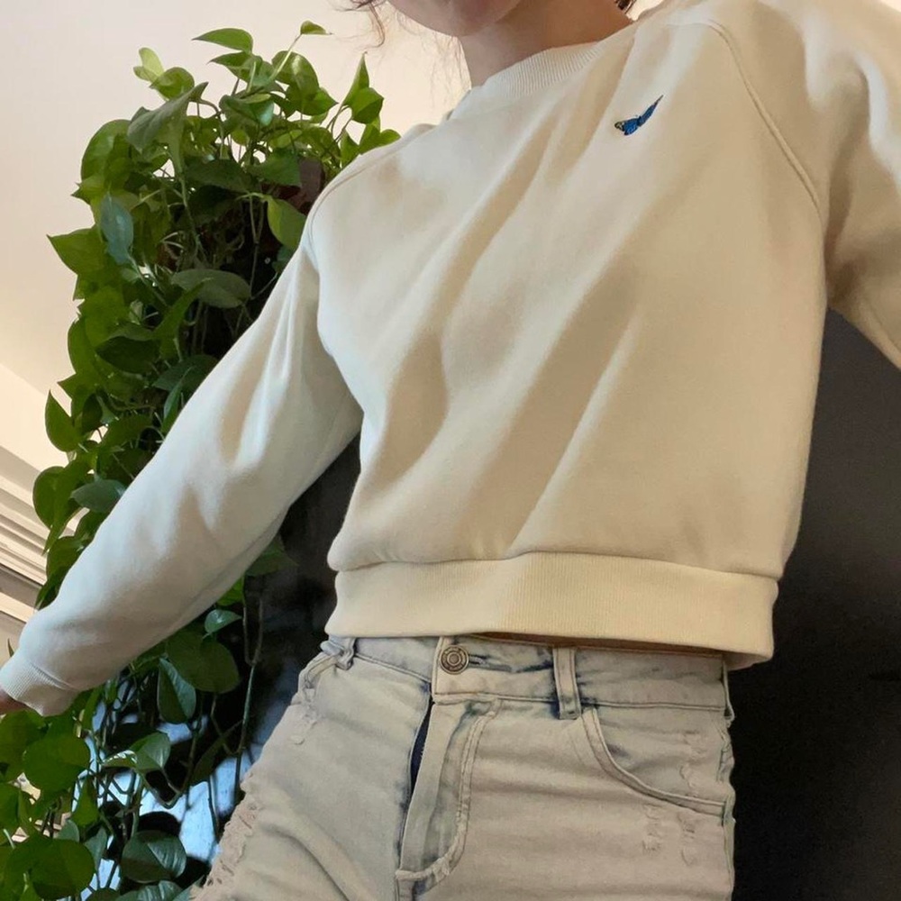 NWOT aritzia cream soft fleece crop crewneck
